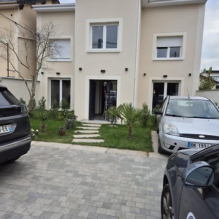 Mir Chambre 2 Apartment Athis Mons Bagian luar foto